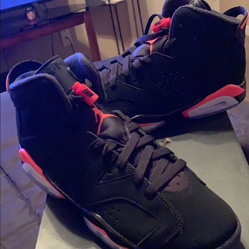 COPY - Retro “Infrared” 6s